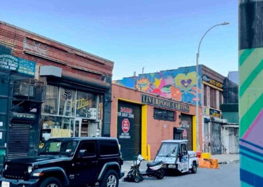 NYC | French guided tour Hip-Hop in East Harlem & Bronx - Central Harlem, Apollo Theater, and why hip-hop belongs here
