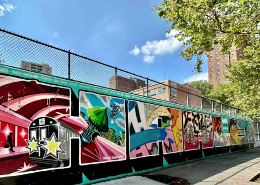 NYC | French guided tour Hip-Hop in East Harlem & Bronx - East Harlem street art and the Graffiti Hall of Fame lesson