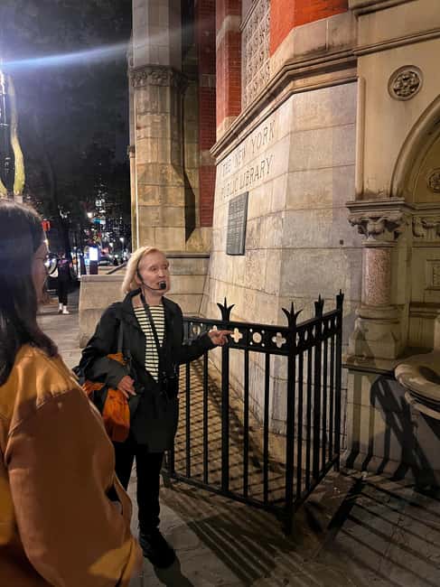 NYC: Ghosts of Greenwich Village 2 Hour Walking Tour - How this 2-hour walk turns Greenwich Village streets into a story map