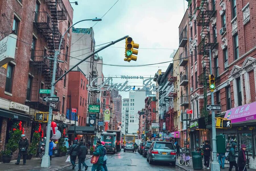 NYC: Greenwich, SoHo, Little Italy and Chinatown Tour - Greenwich Village: townhouses, jazz corners, and speakeasy energy