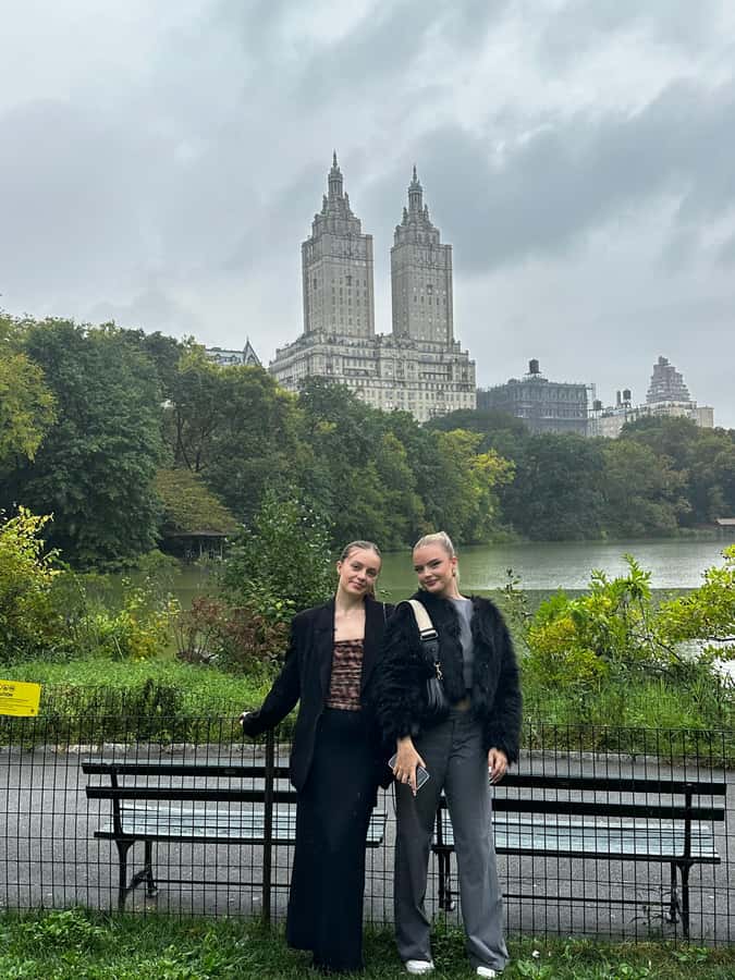 NYC: Guided Pedicab Tour of Central Park - From Central Valley Deli to the first pedicab push-off