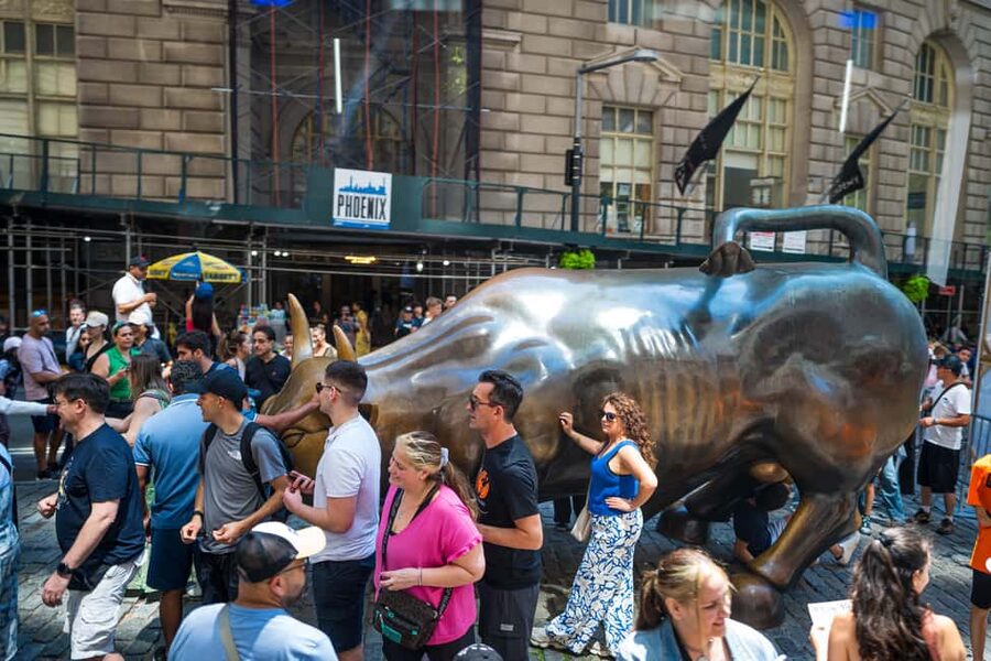 NYC: Half-Day Luxury Bus Tour with Empire State Access - SoHo, Chinatown, and Wall Street, all in one ride