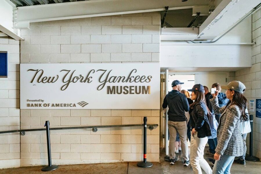 NYC: Harlem & Bronx with Yankees Baseball Game, 1-Day Tour - Picking Up the Cap, Then Lunch at Arthur Avenue Market