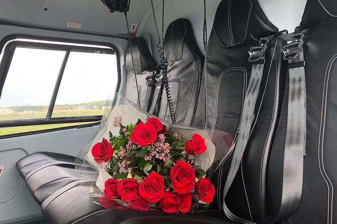 NYC Helicopter Proposal Tour with Photos and Champagne - The helicopter setup: what you’re actually buying in the air