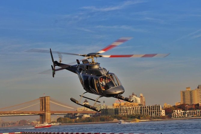 NYC Helicopter VIP Sightseeing Tour - Aerial Route: Statue of Liberty to Staten Island in One Spin