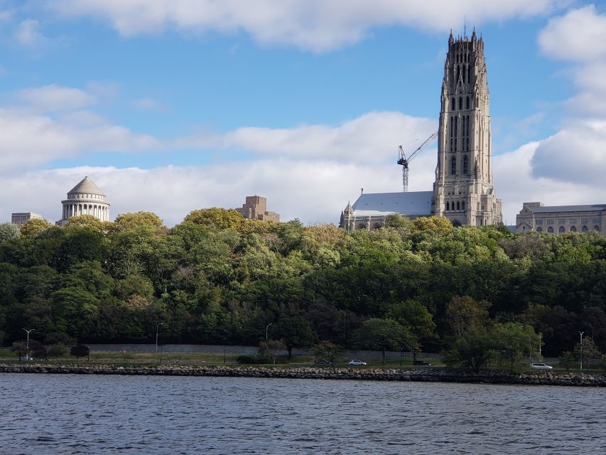 NYC: Hudson River Fall Foliage Yacht Tour - Key Highlights at a Glance