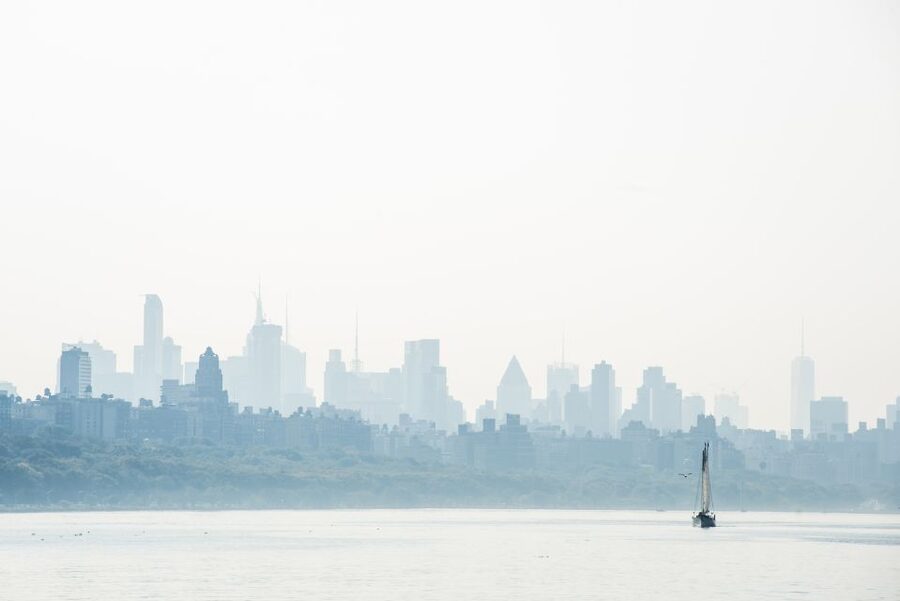 NYC: Hudson River Fall Foliage Yacht Tour - The Drink Included, the Picnic You Bring, and What to Wear