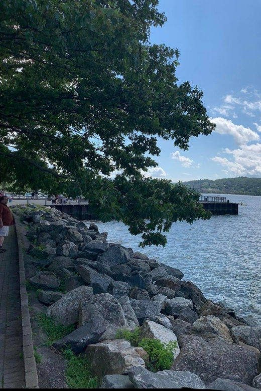 NYC: Hudson Tour with Sleepy Hollow and Walkway Over Hudson - Sleepy Hollow With a Real Story, Not Just a Photo Stop