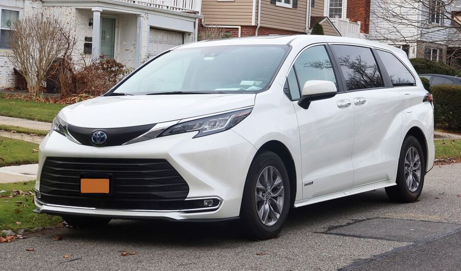 NYC: John F. Kennedy Airport Private Transfer - On the road: what the ride actually does for you
