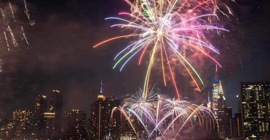 NYC: July 4th Fireworks Party Cruise with BBQ Buffet & Bar - Who This Cruise Is Best For (and Who Might Want Something Else)