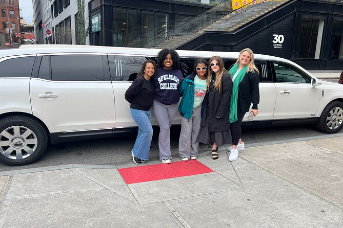 NYC Limousine Tour (New York "NYC Limo Tour" Limo, SUV Or Van ) - Champagne, Soft Drinks, and Those Small Comfort Wins