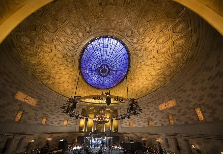 NYC: Macy's Thanksgiving Day Parade Premium Viewing Brunch - Price at $999: When This Feels Worth It (and When It Doesn’t)