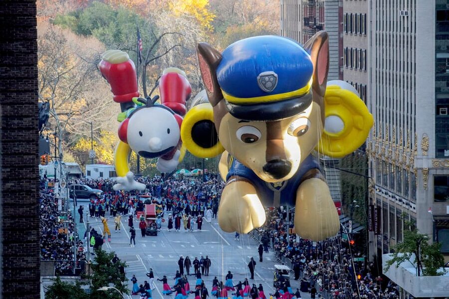 NYC: Macy's Thanksgiving Day Parade Premium Viewing Brunch - Who This Is Best For