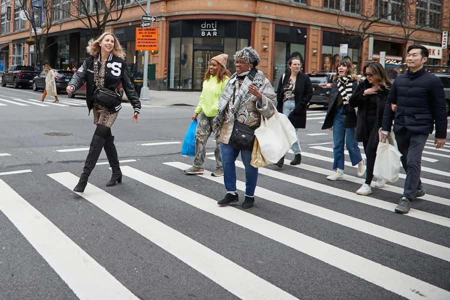 NYC: Manhattan Secondhand Shopping Day Tour - The first off-the-rack detour: housewares and hard goods for non-fashion wins