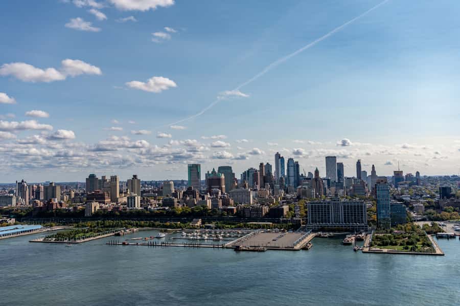 NYC: Manhattan Sightseeing Helicopter Tour - Logistics that actually matter: where you depart, Sundays, and seat fairness