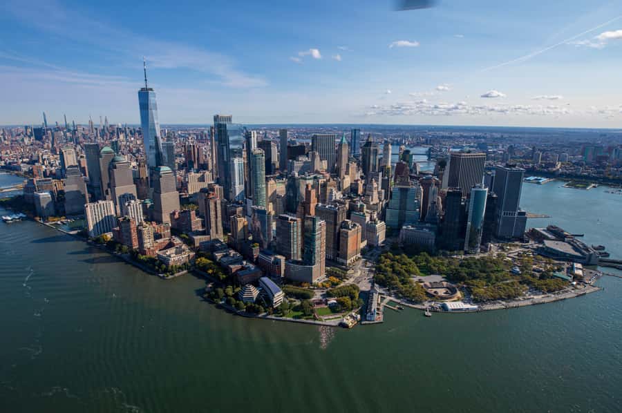 NYC: Manhattan Sightseeing Helicopter Tour - What the pilot narration adds (and what to listen for)
