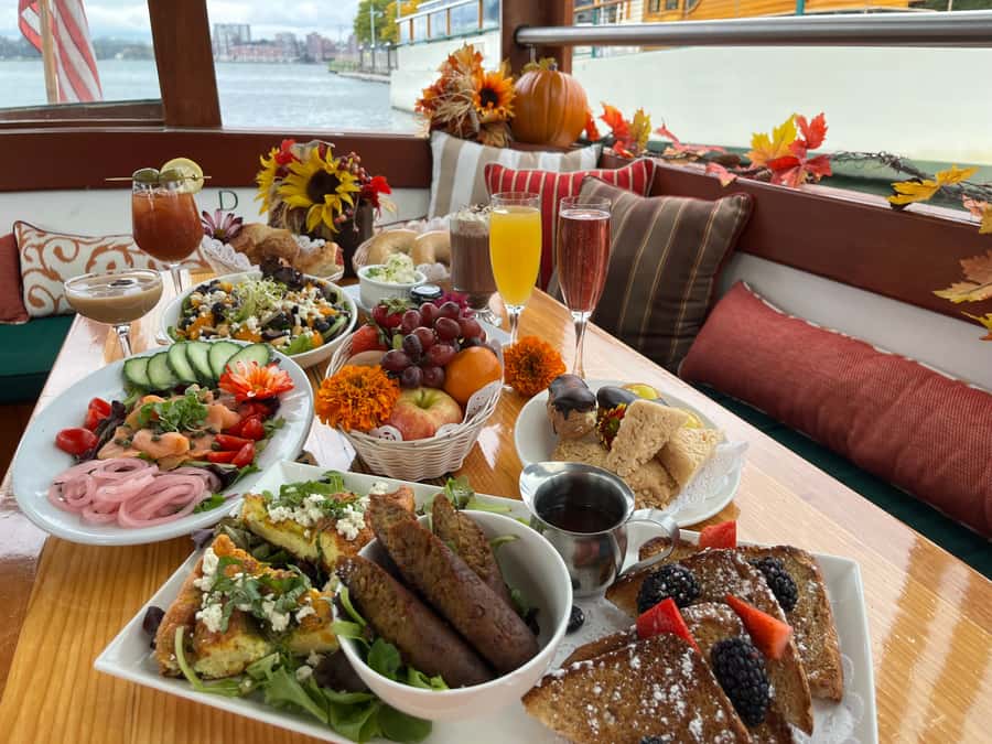 NYC: Manhattan Skyline Brunch Cruise with a Drink - Price and value: is $139 actually worth it?