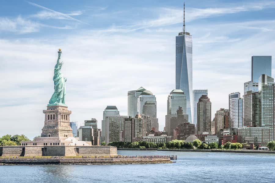 NYC: Manhattan Skyline Brunch Cruise with a Drink - What 165 minutes on the water feels like