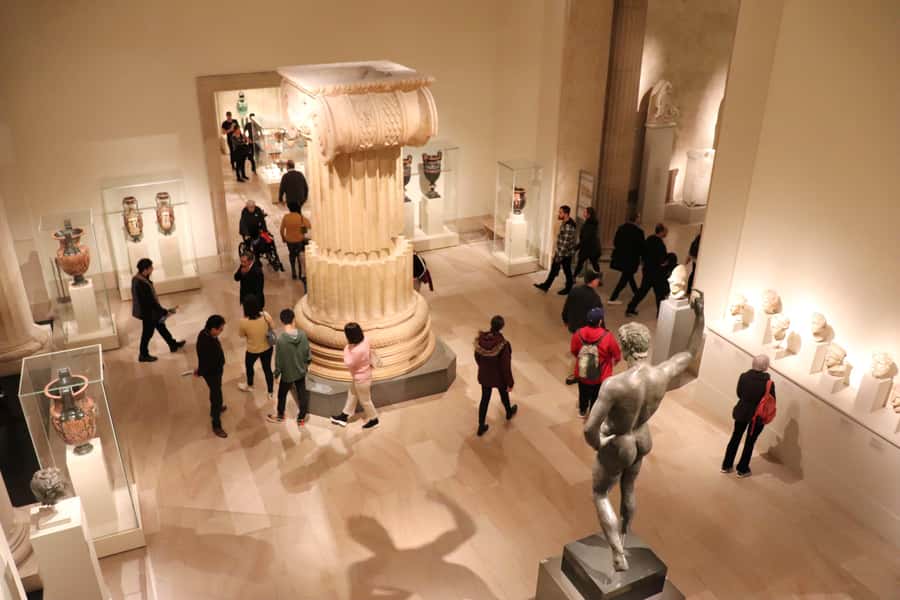 NYC: Metropolitan Museum: "Secrets of the MET" Experience - Musical Instruments, Arms and Armor, and the thrill of mixed galleries