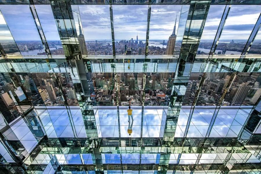 NYC: Midtown Architecture Tour & SUMMIT One Vanderbilt - Empire State Building: The Photo Stop That Sets the Tone