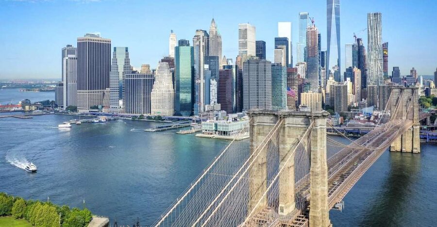 NYC Midtown Manhattan Highlights Private Walking Tour - 3-hour extension adds Chrysler Building views and the Grand Central Terminal “secrets”