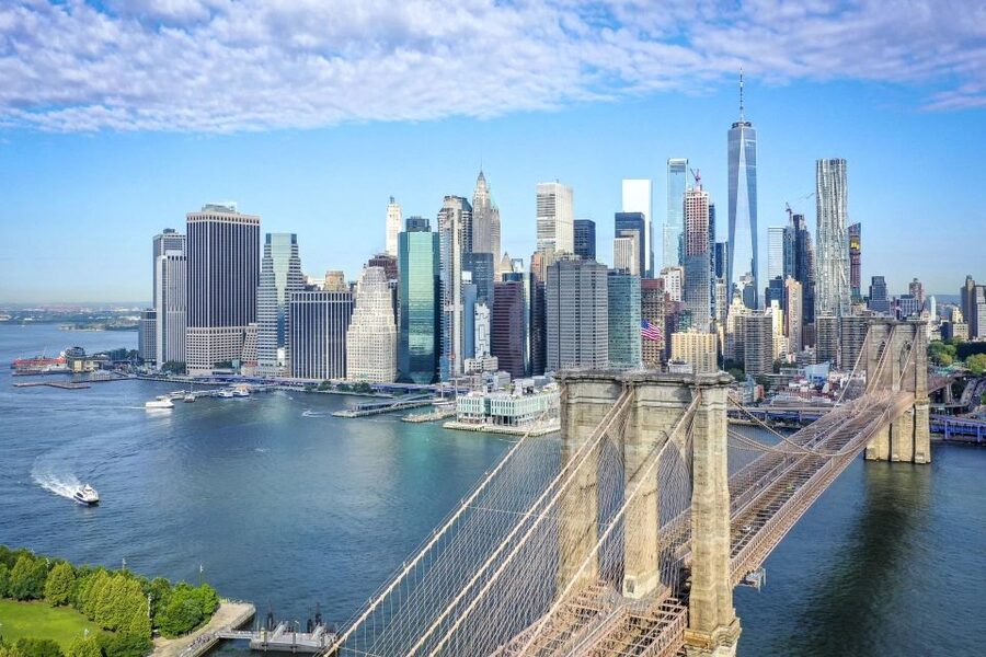 NYC Midtown Manhattan Highlights Private Walking Tour - Who should book this Midtown Manhattan highlights tour