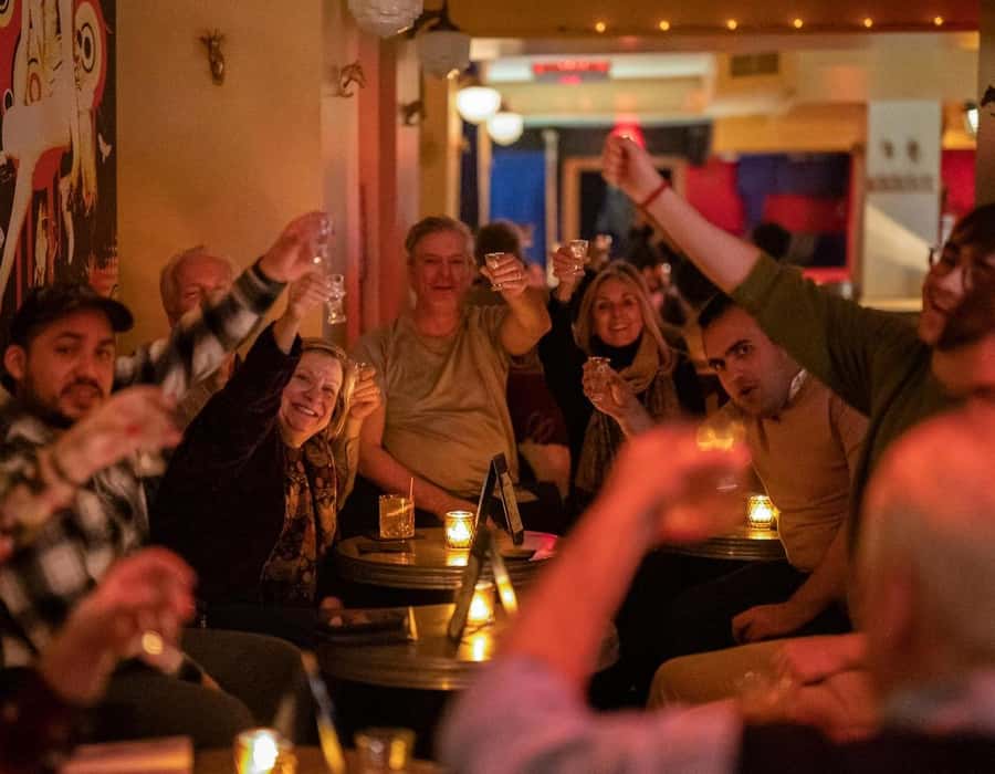 NYC: New Year's Eve Drinks, History and Ball Drop Tour - Prohibition, Cocktails, and a Midnight Countdown on 54th Street