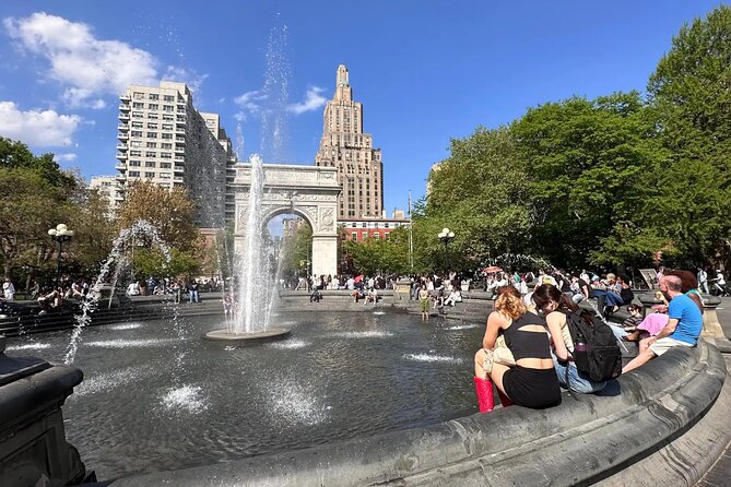 NYC: New York History & Landmarks Guided City Tour by E-Cart - Greenwich Village Walk-Through: Artistic, Improv-Like Streets