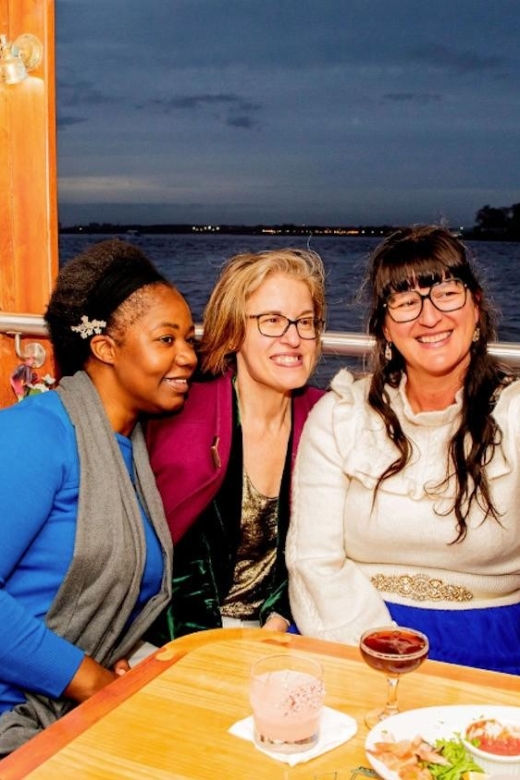 NYC: Night Holiday Lights and Cocoa Cruise - Who This Cruise Fits Best