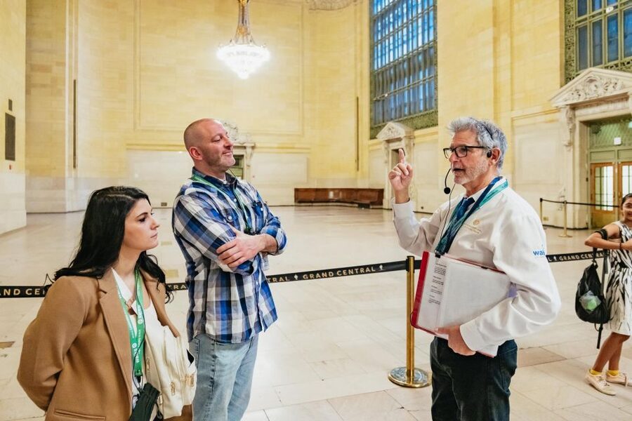 NYC: Official Grand Central Terminal Guided Tour - Whispering Gallery: the acoustics that make the tour click