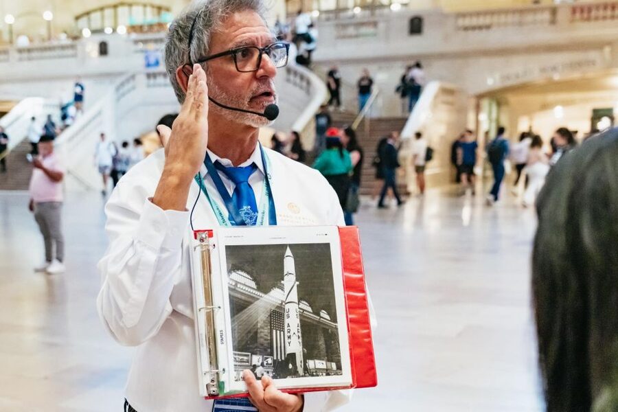 NYC: Official Grand Central Terminal Guided Tour - East 42nd Street and nearby looks: a change of pace that pays off