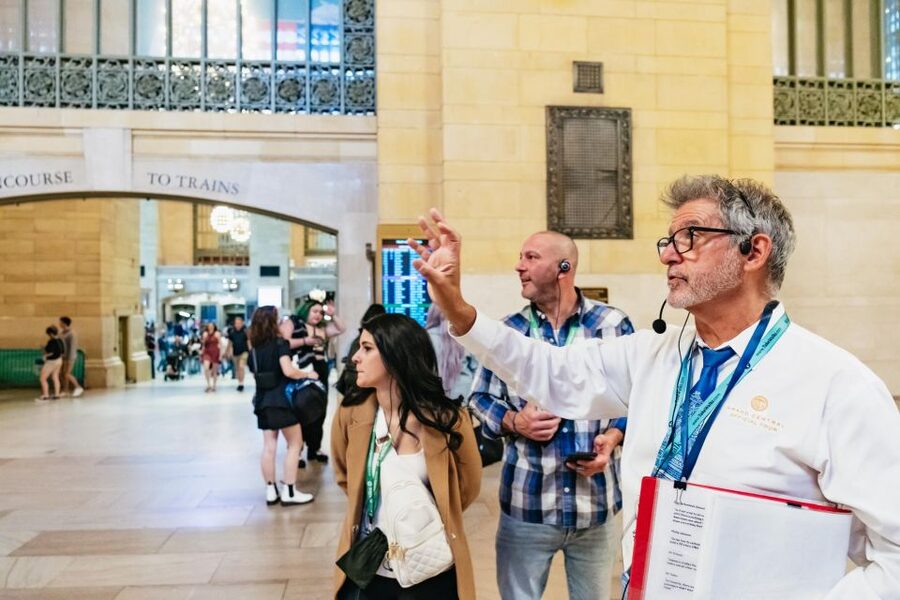 NYC: Official Grand Central Terminal Guided Tour - 90 minutes of walking pace: where this fits your day