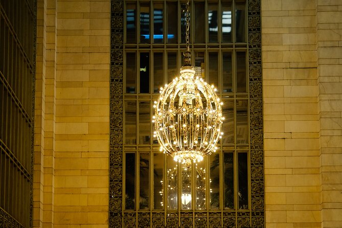 NYC: Official Grand Central Terminal Tour - Main concourse and Vanderbilt Hall, where the myths start