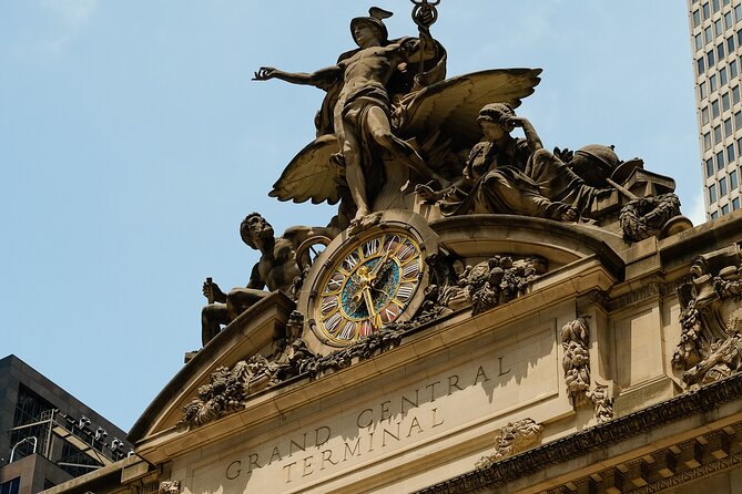 NYC: Official Grand Central Terminal Tour - Whispering Gallery and the lost-and-found reveal