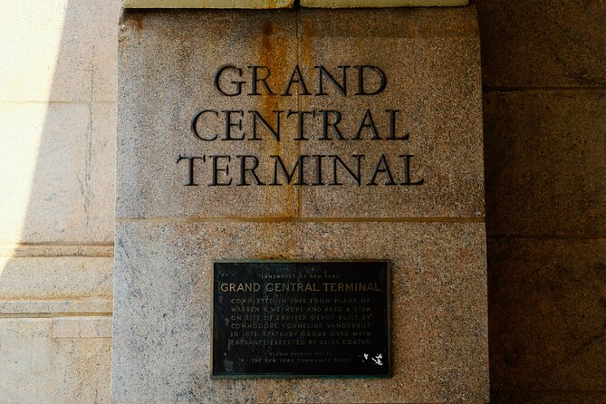 NYC: Official Grand Central Terminal Tour - Grand Central Market finish, then you are back in the flow