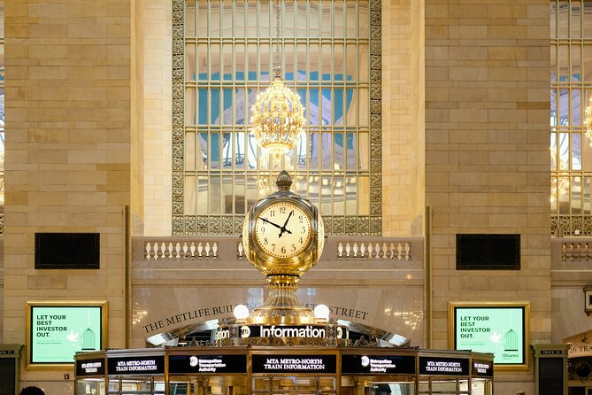 NYC: Official Grand Central Terminal Tour - Campbell Apartment, speakeasy vibes with a railroad tycoon angle