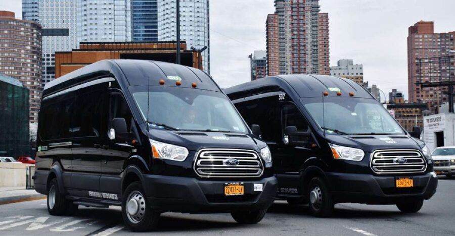 NYC: One-Way Shared Transfer to or from Newark Airport - Newark to Manhattan, without fighting transit