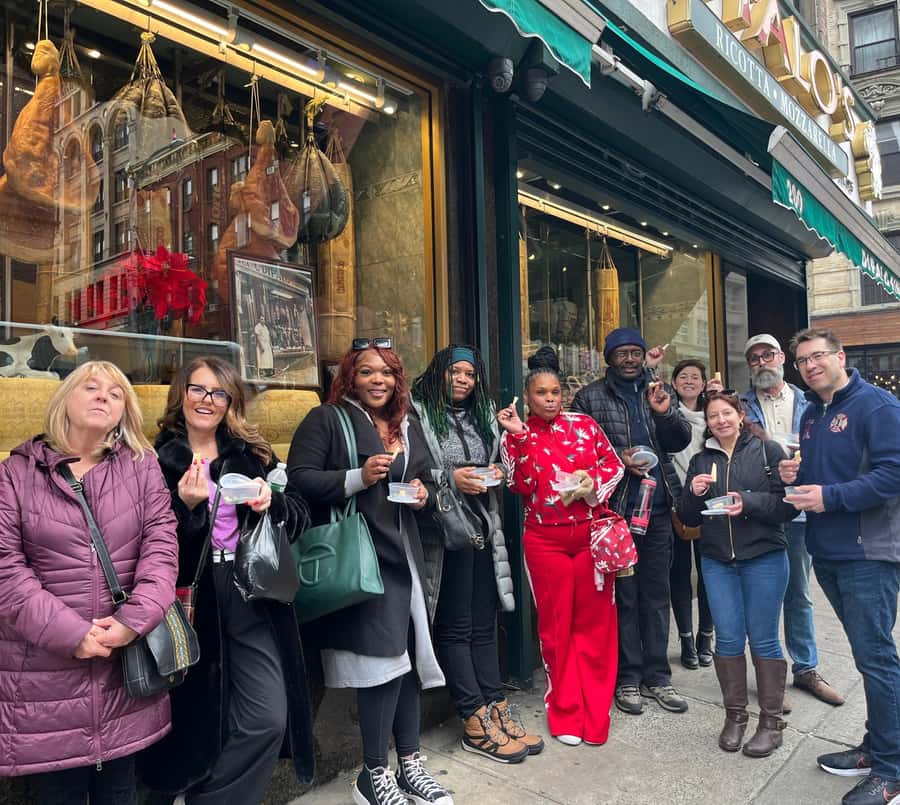 NYC: Original Chinatown and Little Italy Foodie Tour - Key things to know before you go
