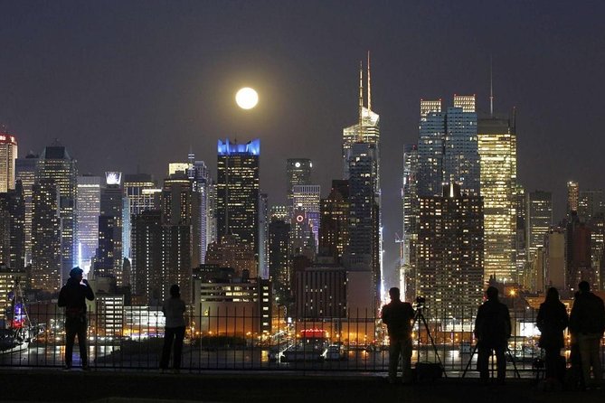 NYC Panoramic: Brooklyn and New Jersey Waterfront Night Tour - A 4-Hour Night Skyline Loop That Starts in Midtown