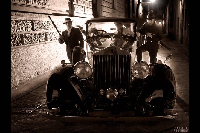 NYC Private Mafia Tour by Luxury Vehicle - Little Italy Stop: Mob Haunts and Street-Level Context