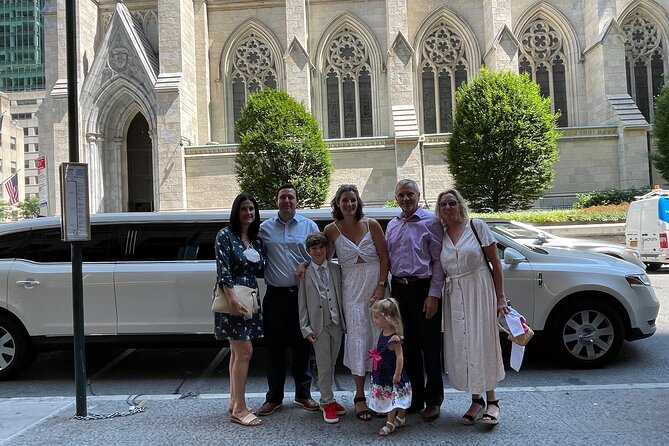 NYC Private Tour With Tour Guide-Stretch Limo, SUV Or Luxury Van - Champagne in a stretch limo: the easy upgrade for special trips