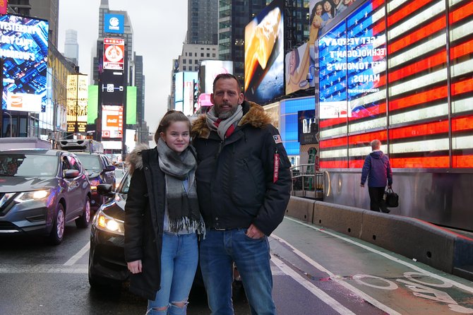 NYC Private Walking Tour - Bryant Park and Rockefeller Center: where Midtown feels usable