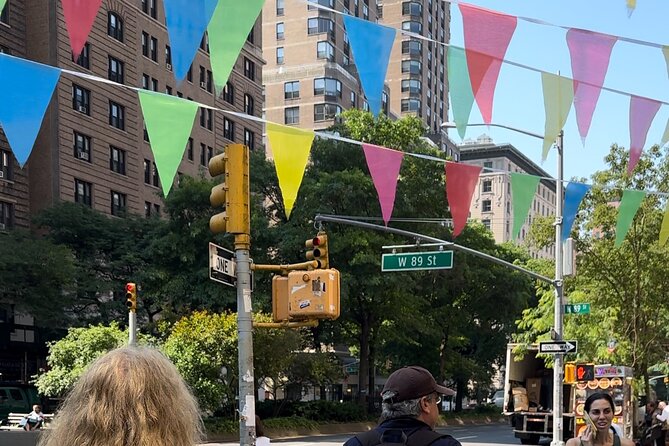NYC Private Walking Tour: Local Insights, History & Food - Subway help, navigation coaching, and how not to waste time