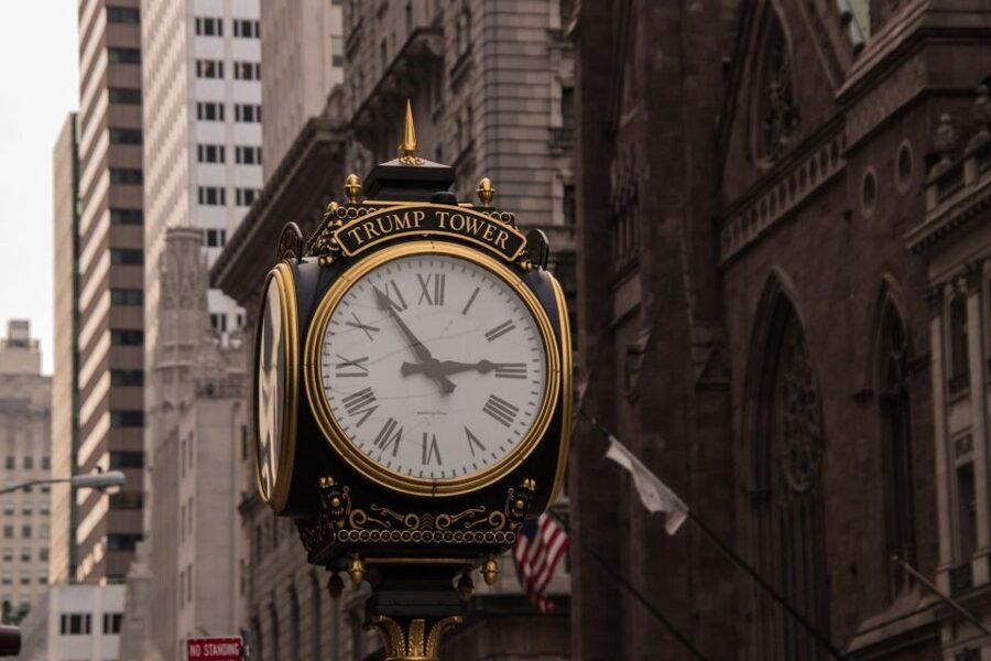 NYC: Private Walking Tour of Donald Trump Buildings - Price and value: what $171 per person buys you in NYC