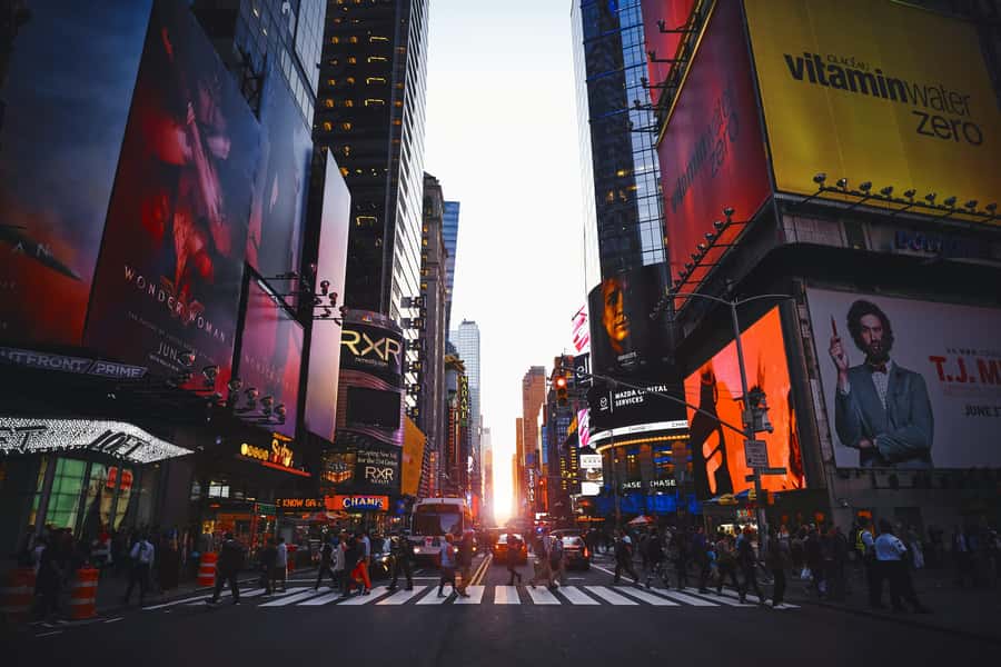 NYC Private Walking Tour with Professional Guide - How pickup shapes your whole NYC walk
