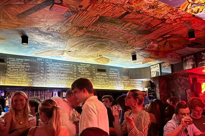 NYC Pub Crawl Tour - Meeting at 61 Rivington St: Start Easy, Start Together