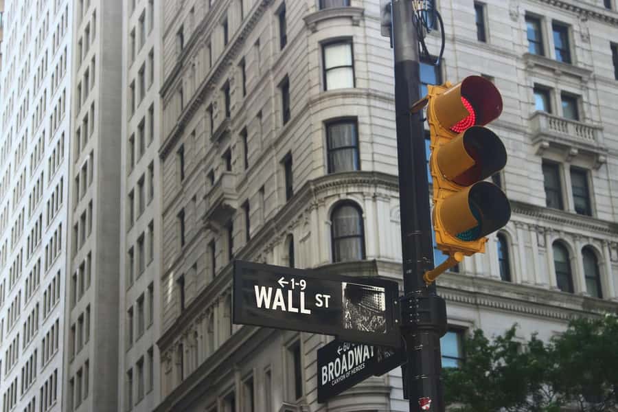NYC: See 30+ Top Sights in One Day - Kids Join Free! - Flatiron Building and 5th Avenue photo power