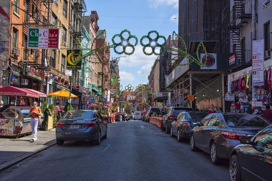 NYC: See 30+ Top Sights in One Day - Kids Join Free! - Price and value for a 5-hour Manhattan power walk
