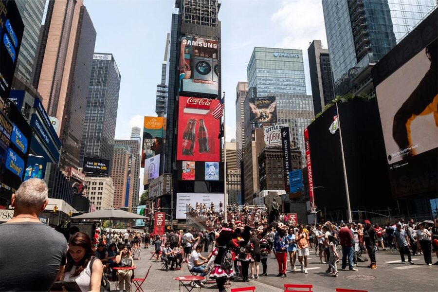 NYC: See Yourself on a Times Square Billboard for 24 Hours - Frames, text, and making it feel like your moment