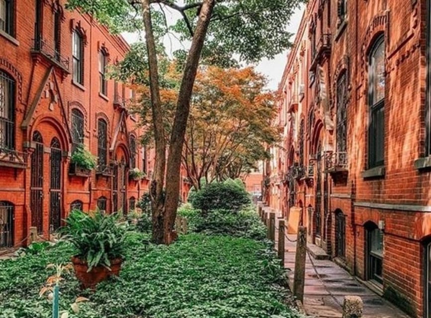 NYC: Soho, Little Italy and Chinatown Private Walking Tour - SoHo, Little Italy, Chinatown in 2 hours, with a real plan